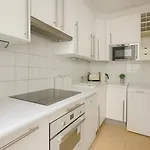 Magnifique Appartement Au 17 Eme