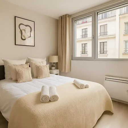 Magnifique Au 17 Eme Parigi